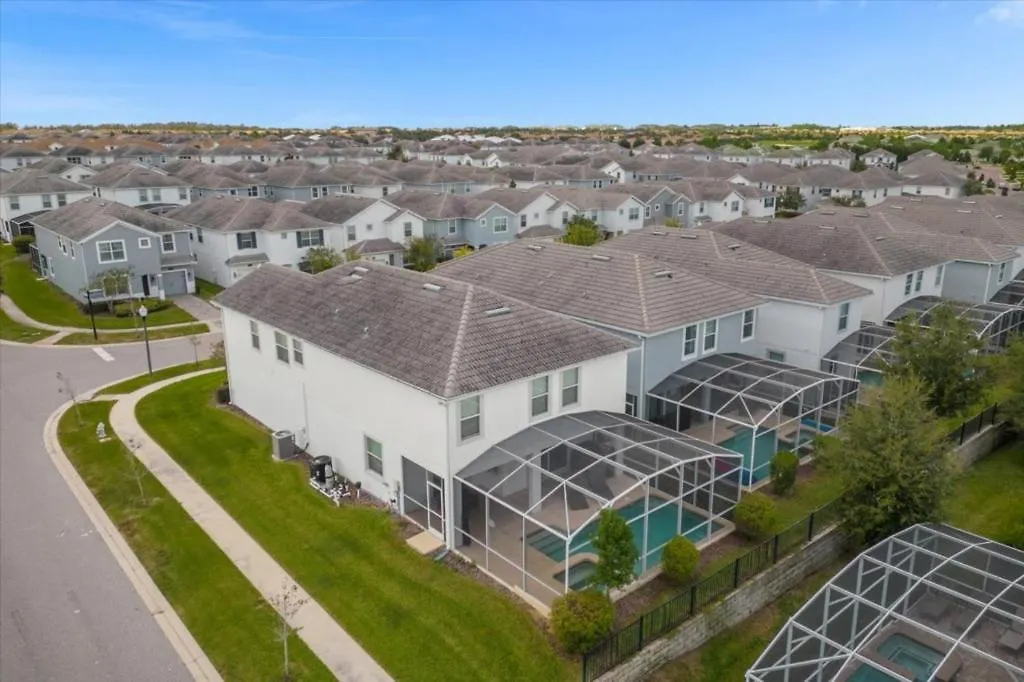 Holiday home 6 Bedrooms- 5 Bathrooms- Champions Gate 1593 Fd Davenport United States