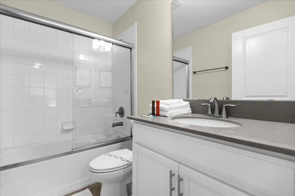 Holiday home 6 Bedrooms- 5 Bathrooms- Champions Gate 1593 Fd Davenport