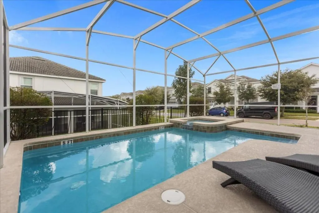 Holiday home 6 Bedrooms- 5 Bathrooms- Champions Gate 1593 Fd Davenport United States