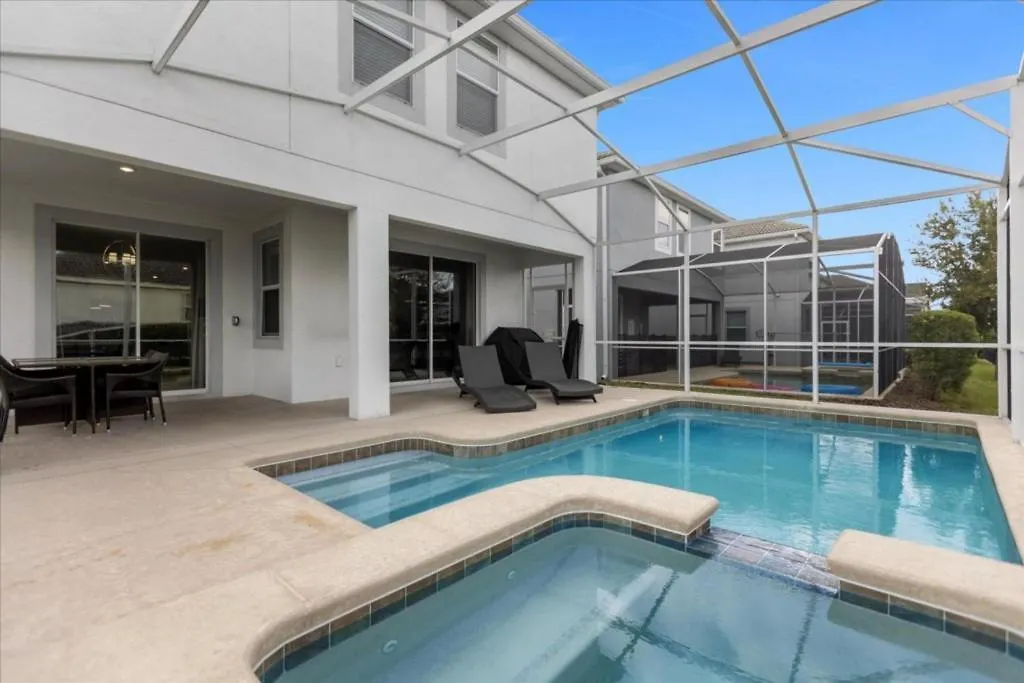 Holiday home 6 Bedrooms- 5 Bathrooms- Champions Gate 1593 Fd Davenport
