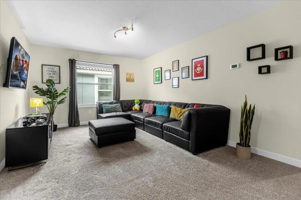 Holiday home 6 Bedrooms- 5 Bathrooms- Champions Gate 1593 Fd Davenport