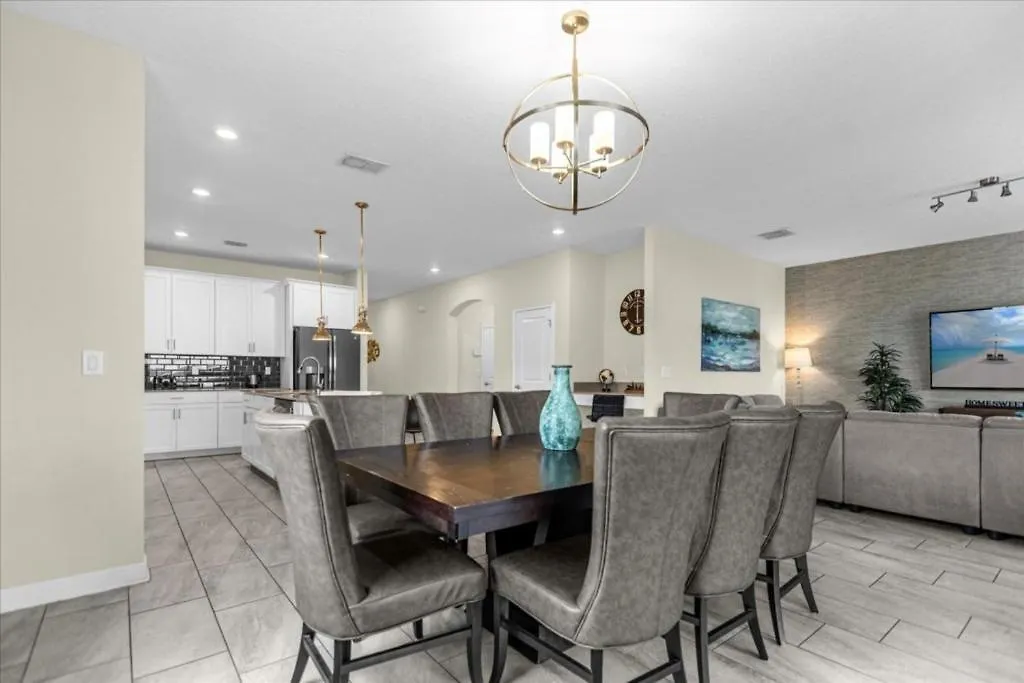 Holiday home 6 Bedrooms- 5 Bathrooms- Champions Gate 1593 Fd Davenport